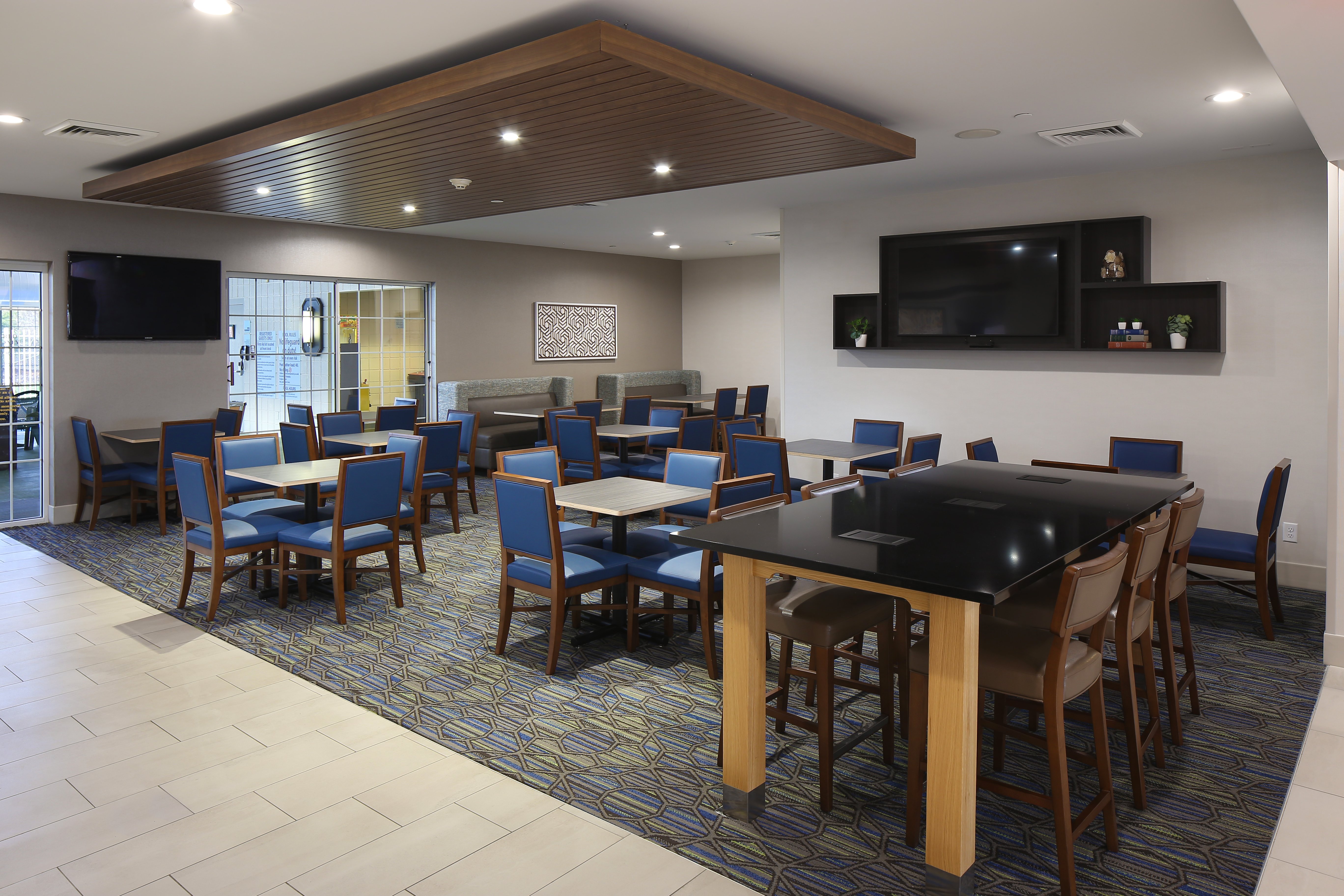 holiday inn express grand rapids sw by ihg
