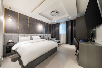 brown dot hotel chungju city hall