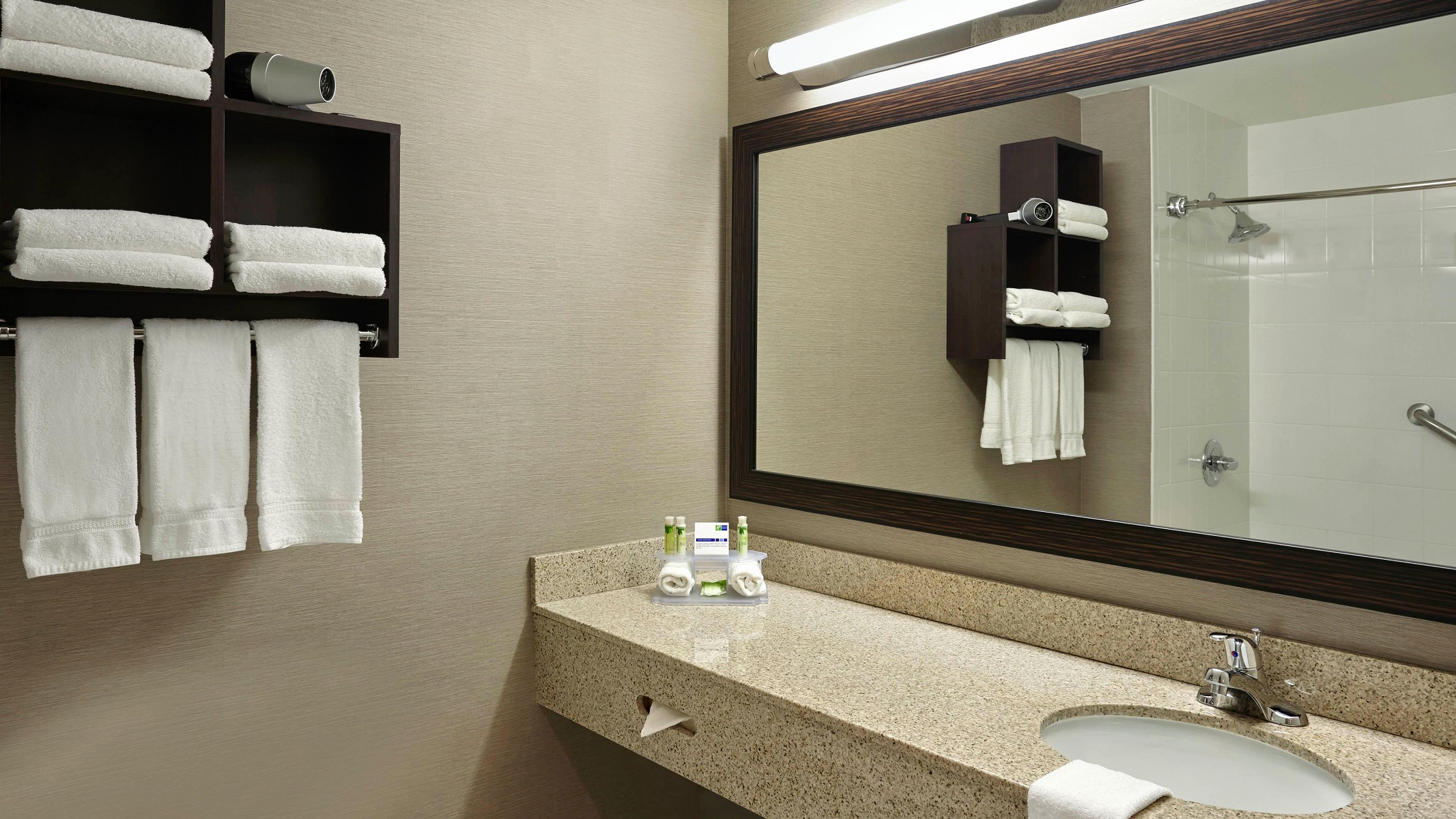 holiday inn express hotel naples downtown 5th avenue