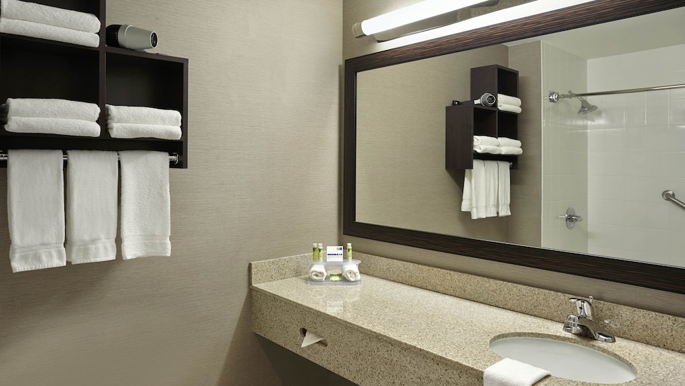 holiday inn express hotel naples downtown 5th avenue