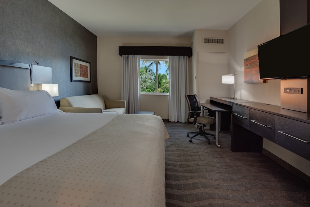 holiday inn express hotel naples downtown 5th avenue