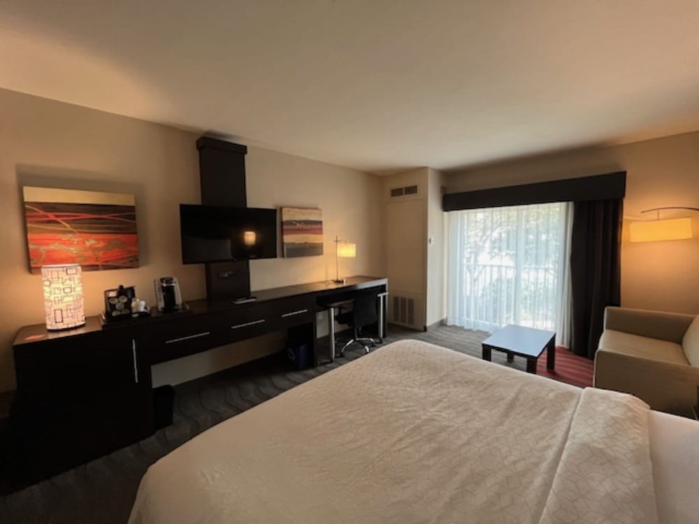 holiday inn express hotel naples downtown 5th avenue