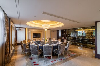 grand pacific hotel ningbo