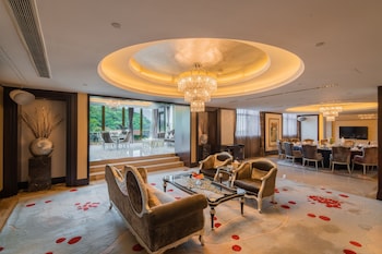 grand pacific hotel ningbo