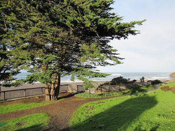gualala country inn