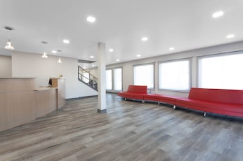 Travelodge By Wyndham Elkhart,Indiana>>Elkhart,2 star