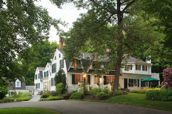 Garden Gables Inn,Lenox>>Lee,4 star