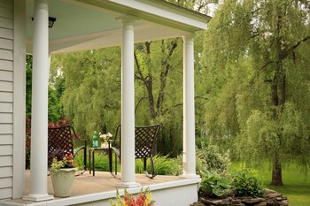 Garden Gables Inn,Lenox>>Lee,4 star