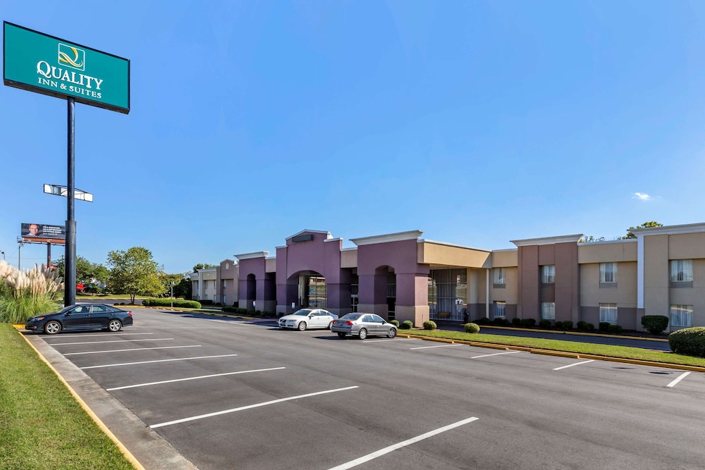 quality inn and suites greensboro high point