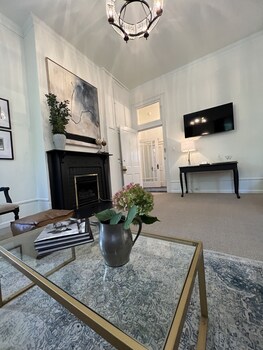 the generals quarters boutique hotel