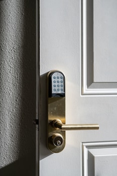 french quarter suites hotel