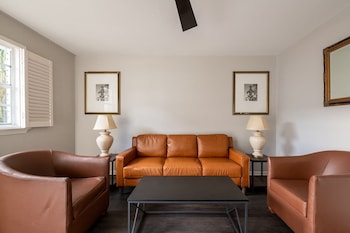 french quarter suites hotel