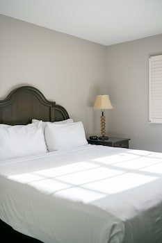 french quarter suites hotel
