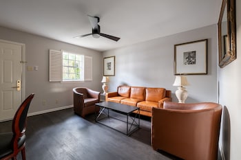french quarter suites hotel