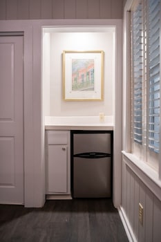 french quarter suites hotel