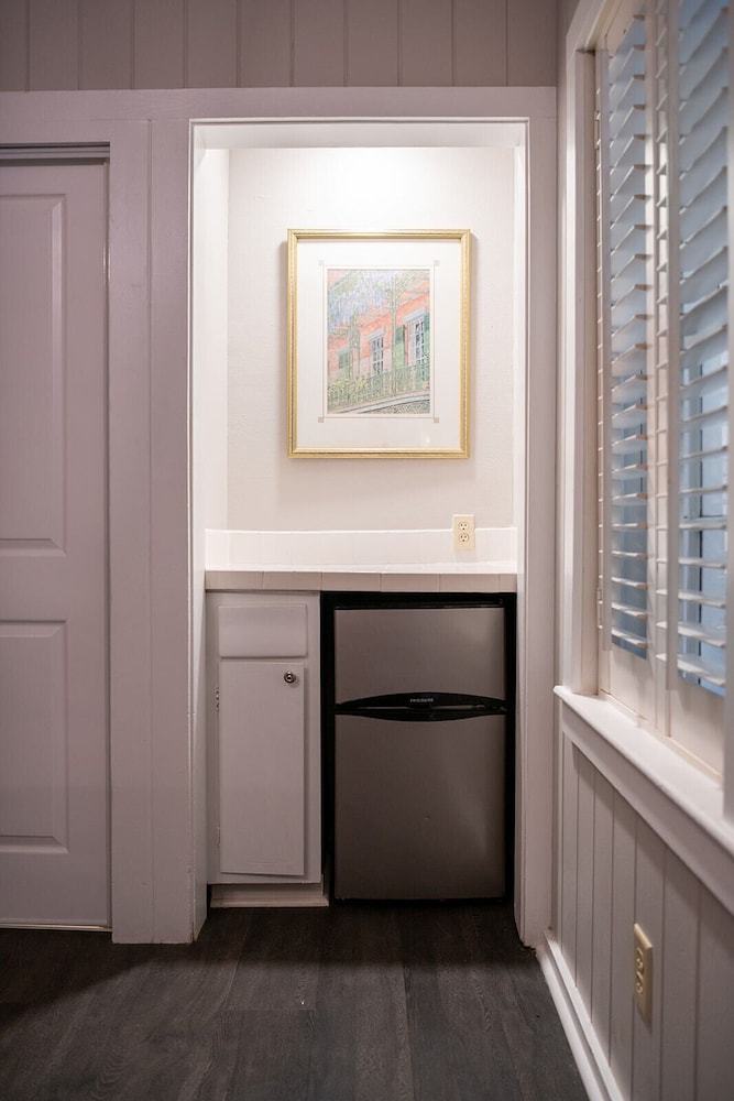 french quarter suites hotel