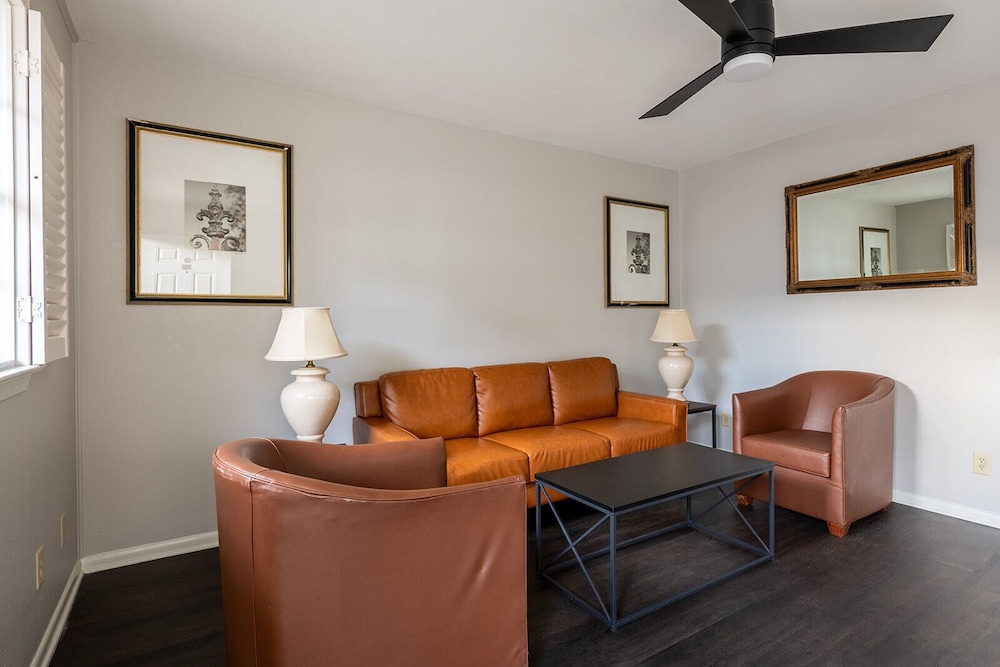 french quarter suites hotel