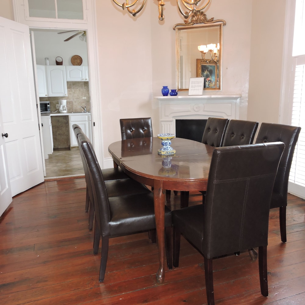 french quarter suites hotel