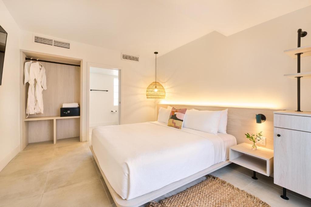 hotel greystone adults only