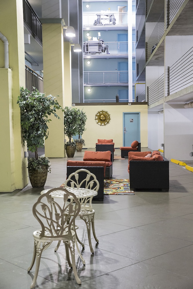 grande shores ocean resort