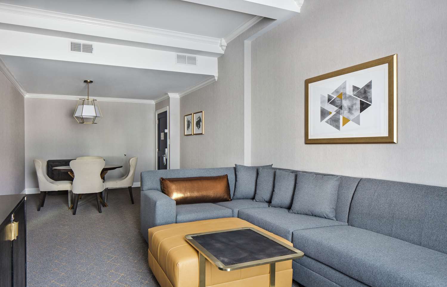 the sire hotel lexington tapestry collection by hilton