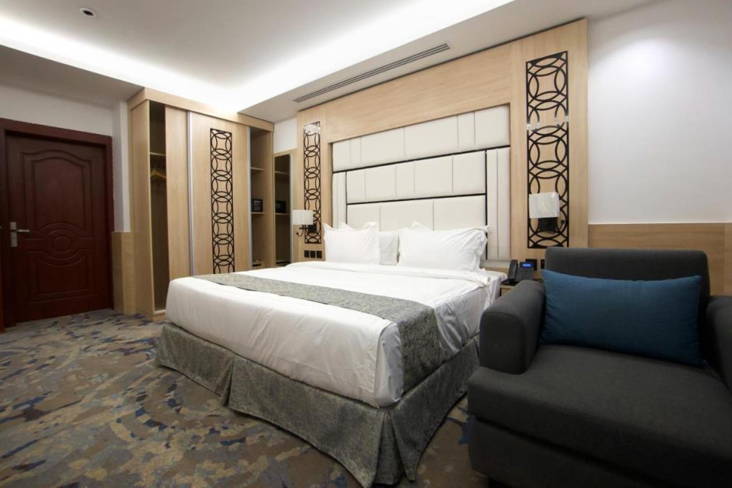 mora hotel al khobar