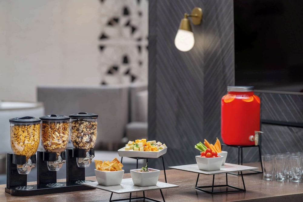 embassy suites by hilton atlanta perimeter center