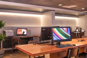 doubletree by hilton atlanta windy hill ballpark