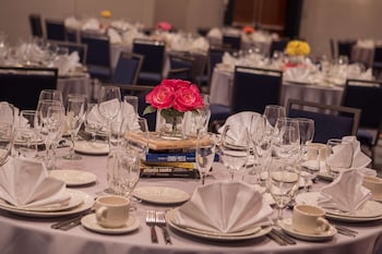 doubletree by hilton atlanta windy hill ballpark