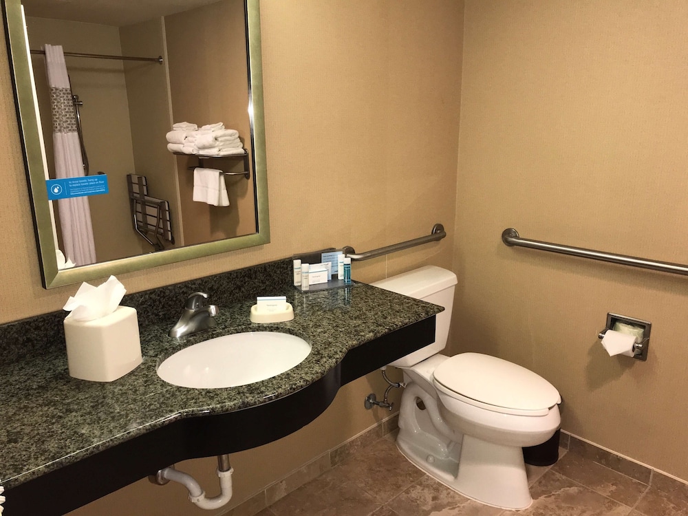 hampton inn and suites austin lakeway