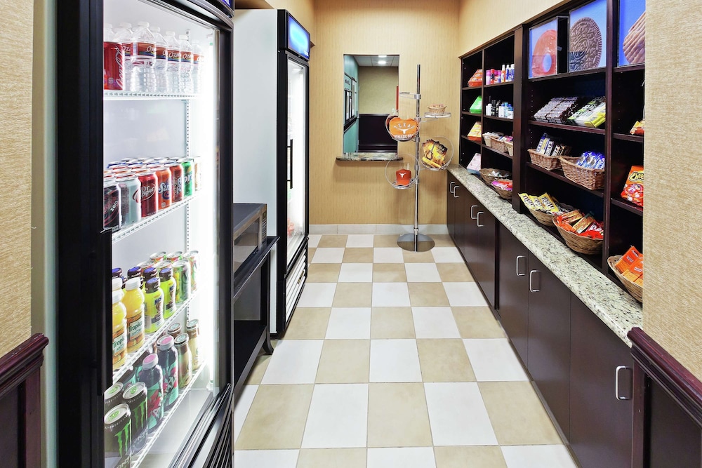 hampton inn and suites austin lakeway