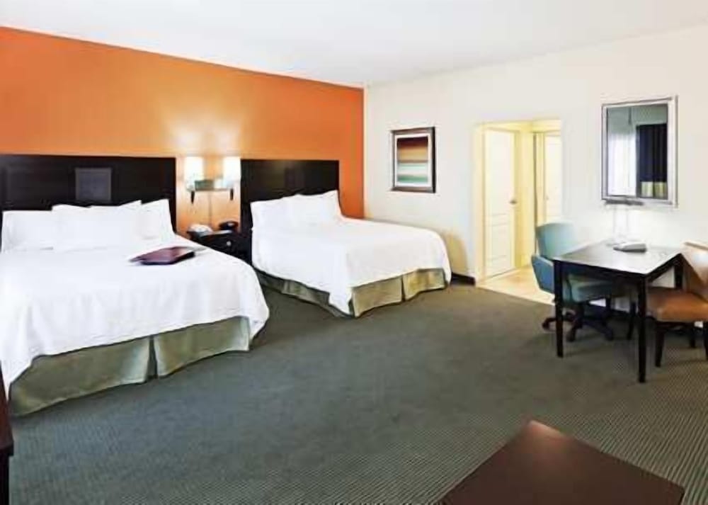 hampton inn and suites austin lakeway