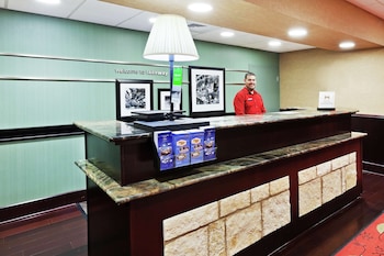 hampton inn and suites austin lakeway