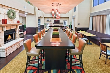 hampton inn and suites austin lakeway