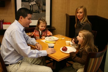 hampton inn and suites austin lakeway