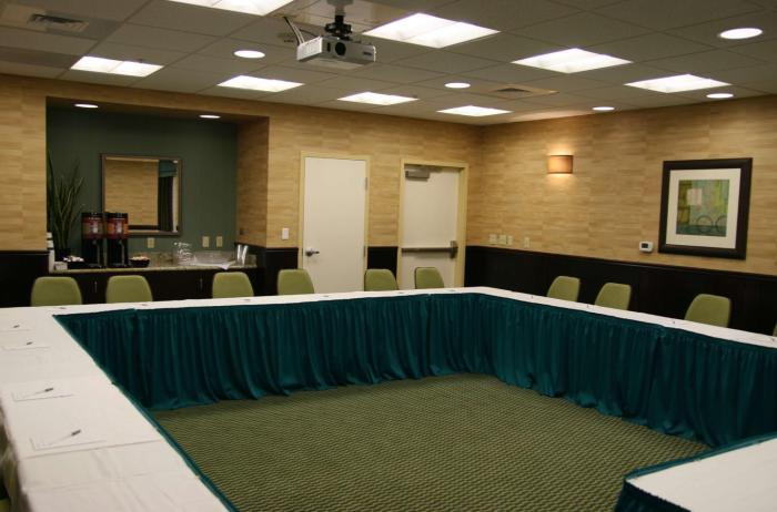 hampton inn and suites austin lakeway