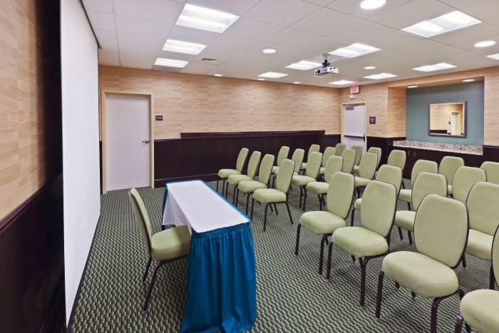 hampton inn and suites austin lakeway