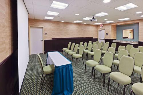 hampton inn and suites austin lakeway