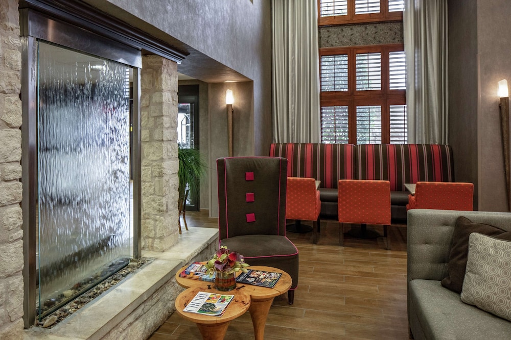 hampton inn and suites austin cedar park lakeline