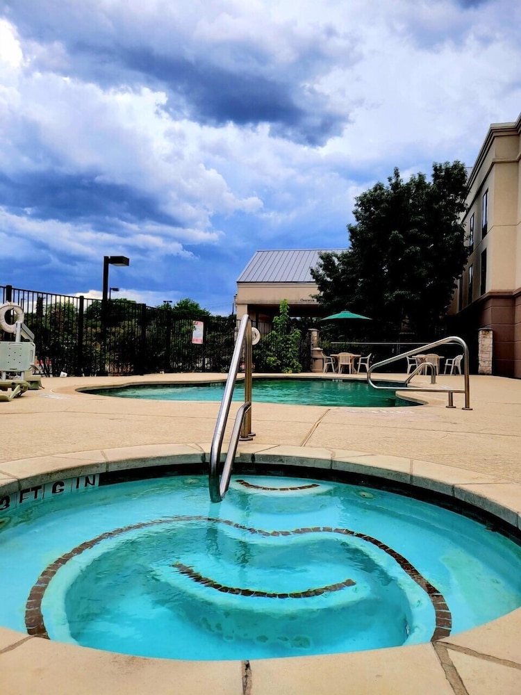 hampton inn and suites austin cedar park lakeline