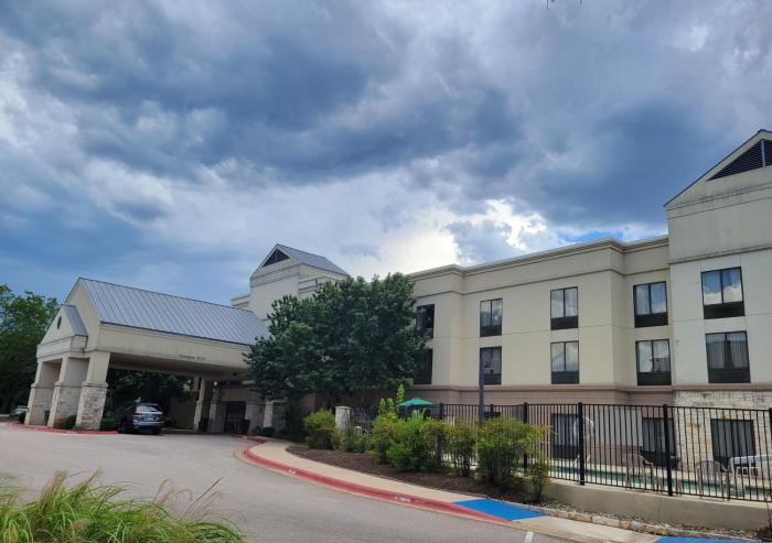 hampton inn and suites austin cedar park lakeline