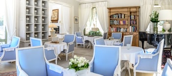 hotel les bories and spa