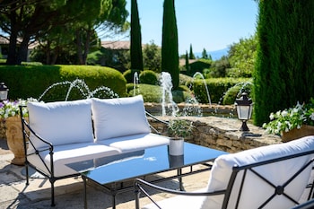 hotel les bories and spa