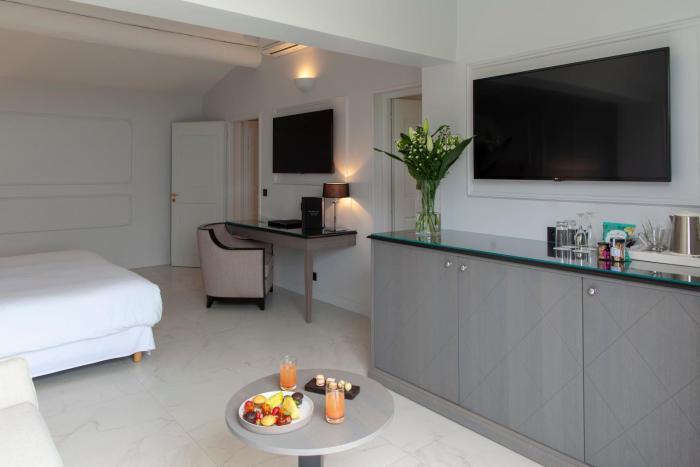 hotel les bories and spa