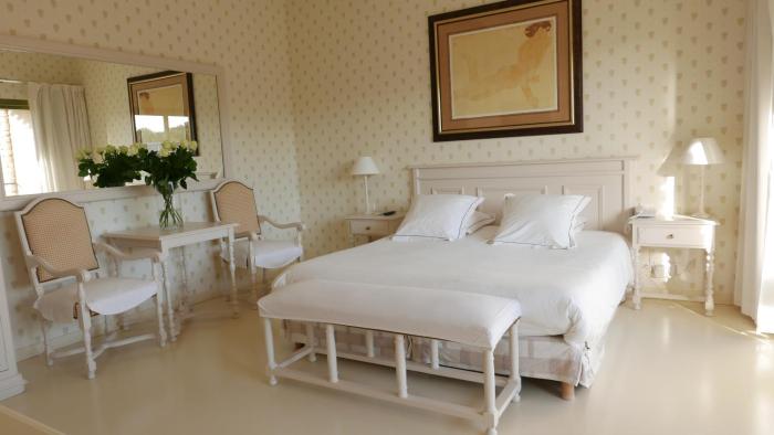 hotel les bories and spa