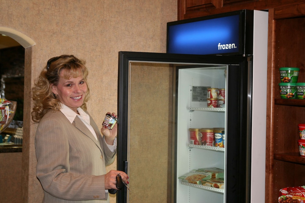hampton inn and suites farmington