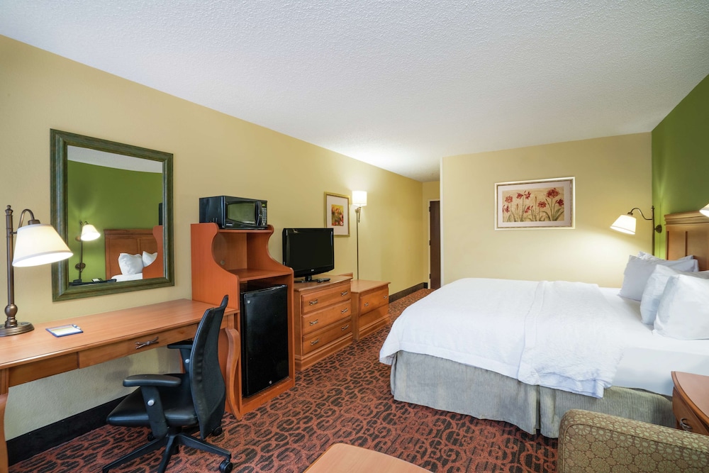 hampton by hilton bardstown