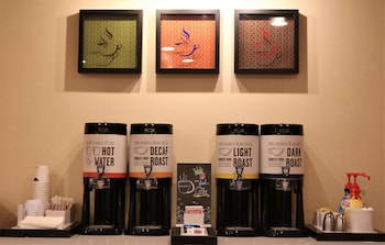 Hampton Inn & Suites Fremont,Erie County>>Clyde,3 star