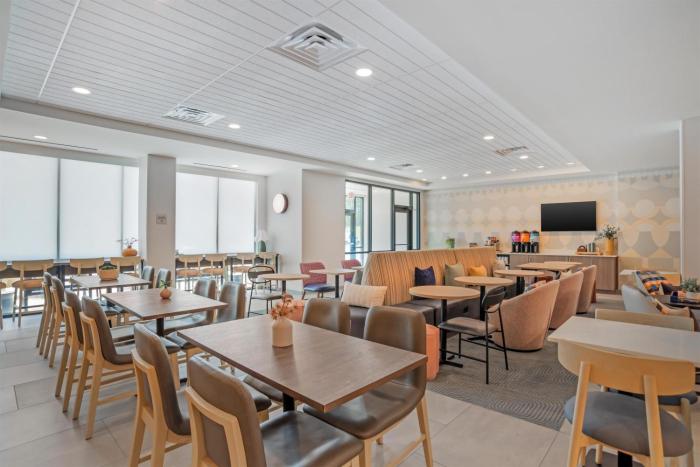 home2 suites montgomery easychase al