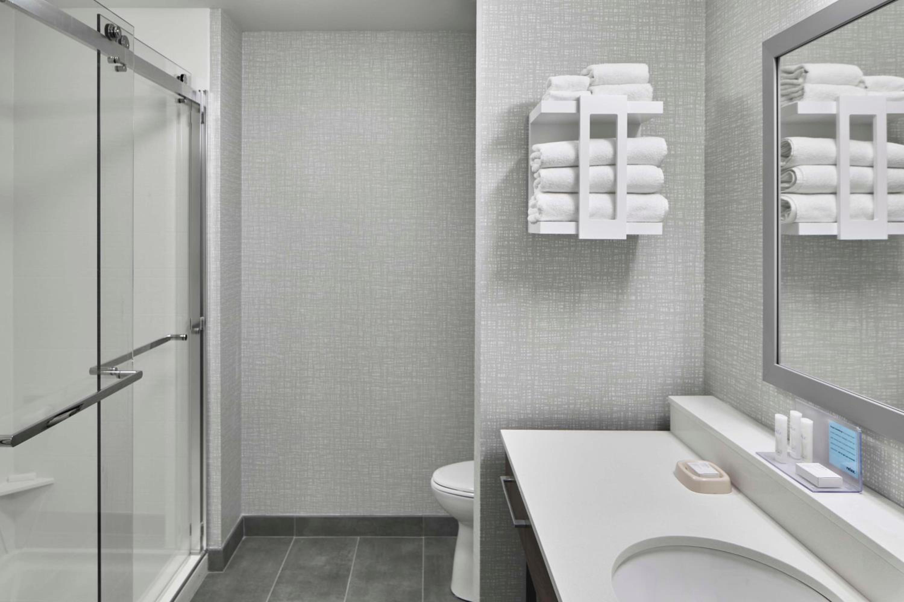 hampton inn and suites saratoga springs downtown